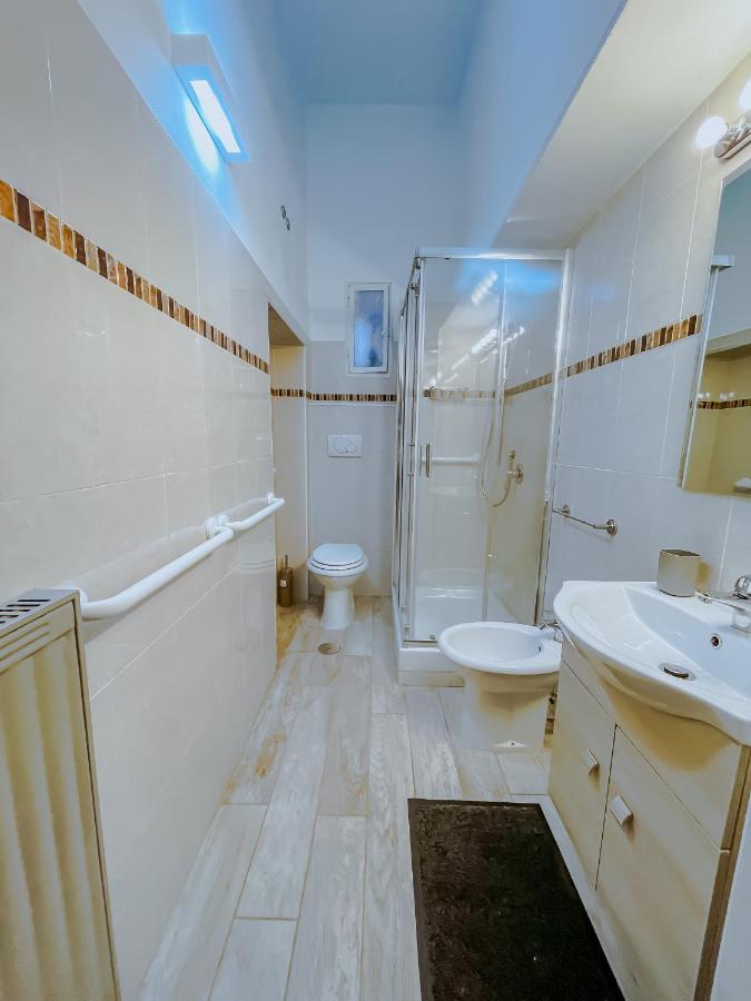 Ferienwohnung Charme Retreat Boki Rom Exterior foto